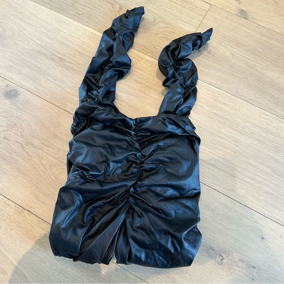 Pretty Little Thing Faux Leather Ruched Leggings 
Perfect condition!! - Picture 4 of 6